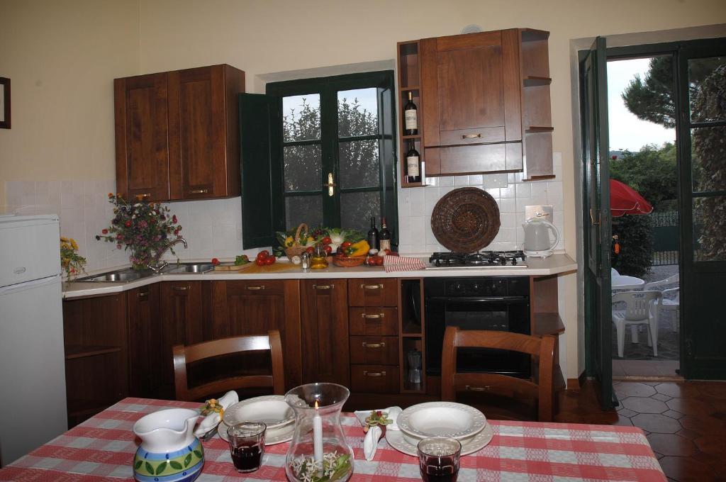 Agriturismo Buon Riposo - Country Resort In The Heart Of Tuscany San Giovanni a Corazzano Værelse billede