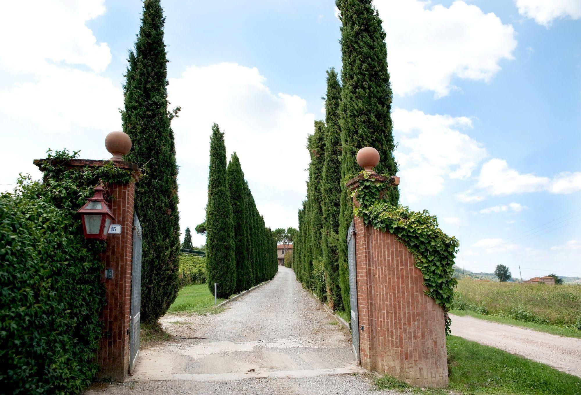 Agriturismo Buon Riposo - Country Resort In The Heart Of Tuscany San Giovanni a Corazzano Eksteriør billede